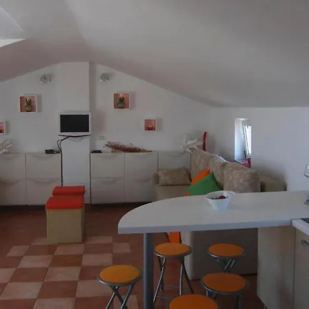Studio Splith, Apartment