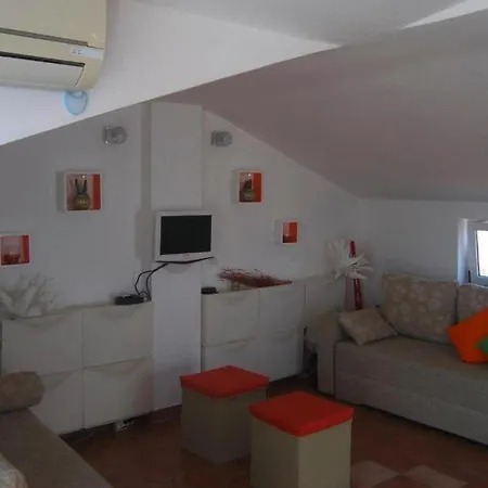 Apartment Studio Splith,